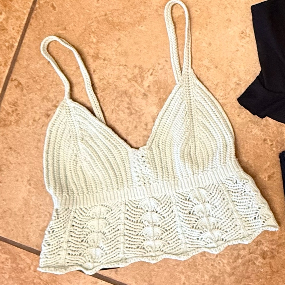 Forever 21 Light Green Crop Top